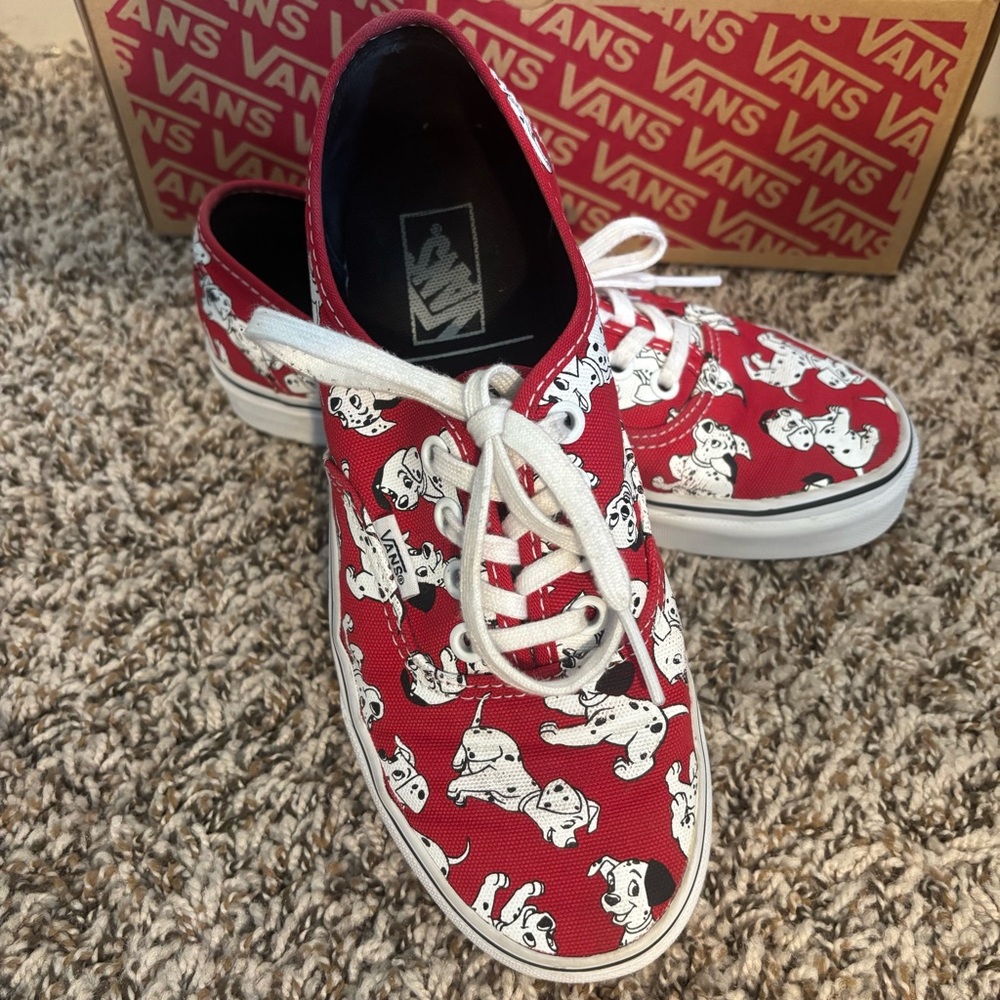 Vans x Disney 101 Dalmatians W6.5